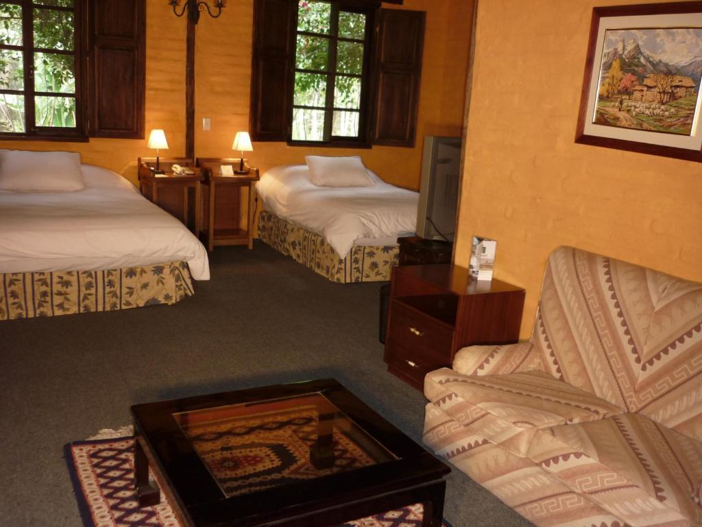 Hacienda La Carriona Hotel Sangolqui Exterior photo