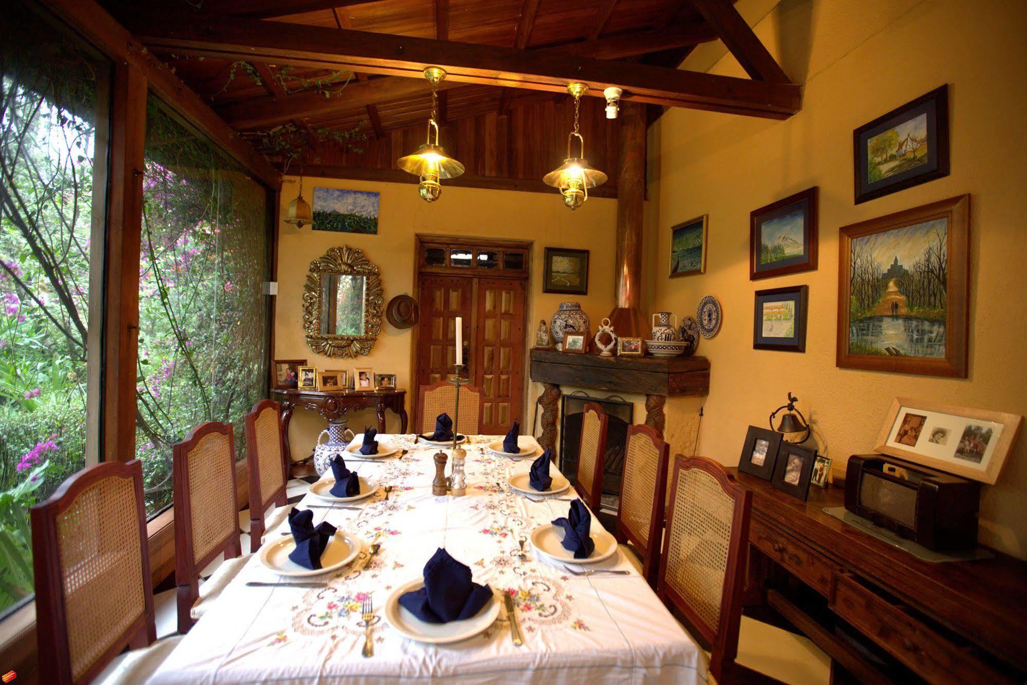 Hacienda La Carriona Hotel Sangolqui Exterior photo