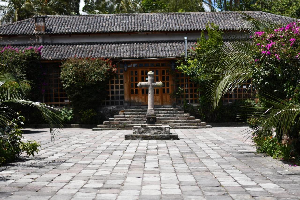 Hacienda La Carriona Hotel Sangolqui Exterior photo